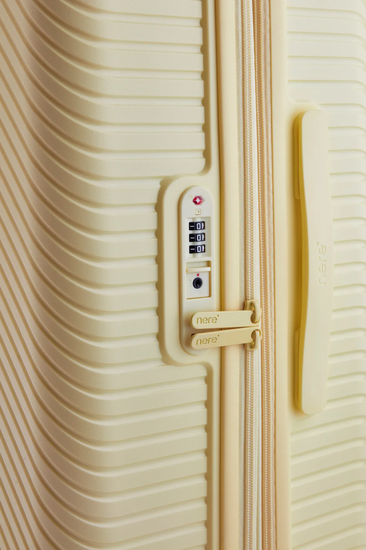 Bondi 80cm Suitcase