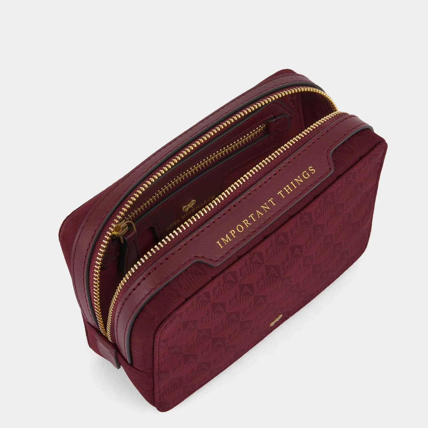 Logo Important Things Pouch